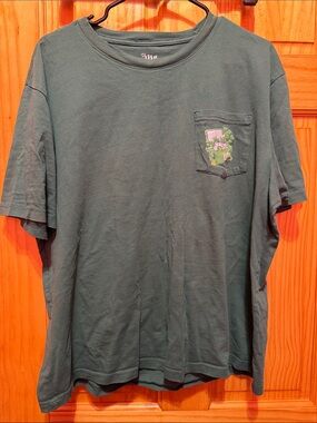 Green Short Sleeve Pocket Tee with Floral Pocket Embroidery